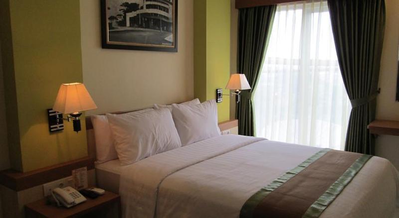 De Batara Hotel Bandung Esterno foto
